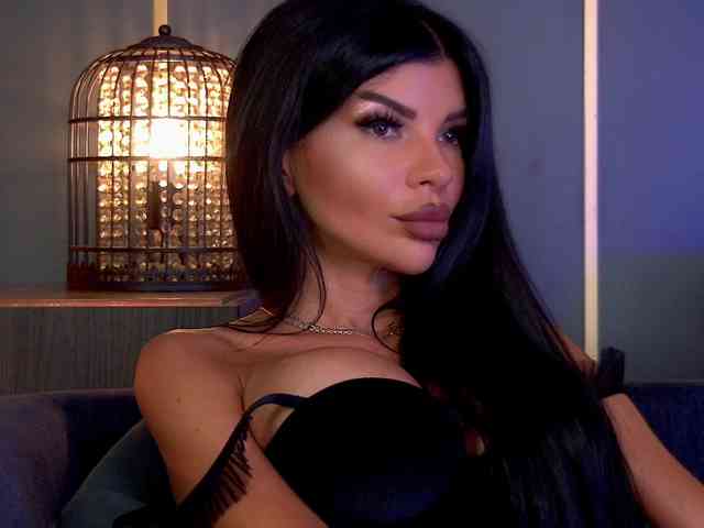 EleniaDevons webcam