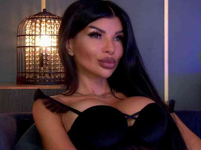 EleniaDevons webcam