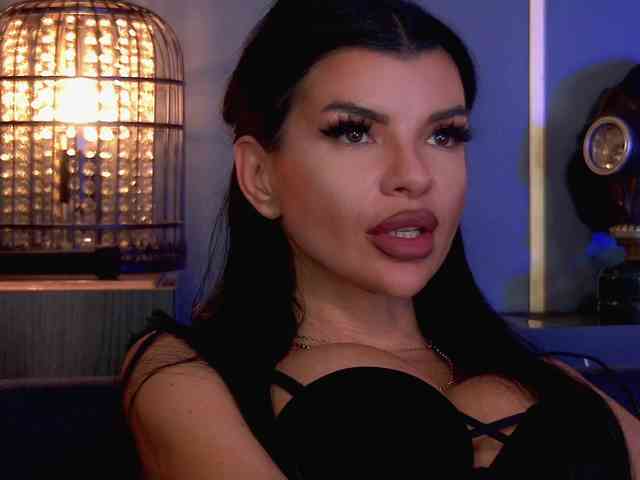 EleniaDevons webcam