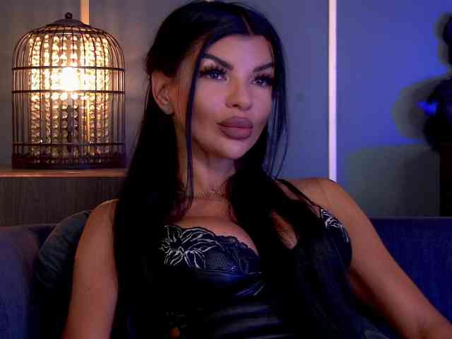 EleniaDevons webcam