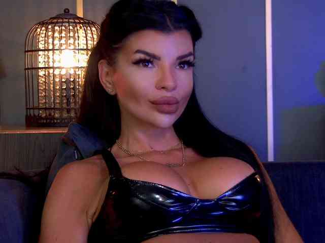 EleniaDevons webcam