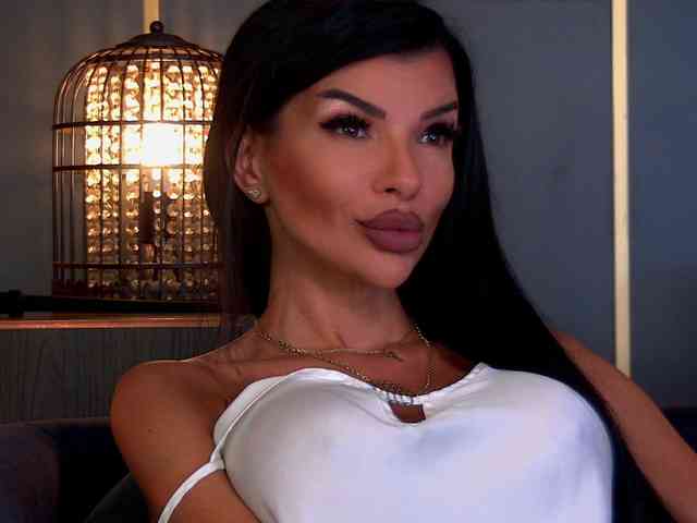 EleniaDevons webcam