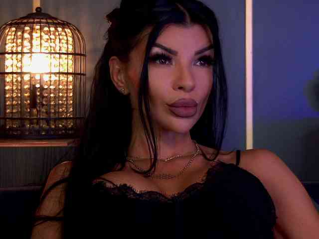 EleniaDevons webcam