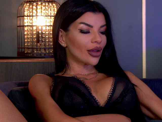 EleniaDevons webcam