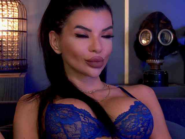 EleniaDevons