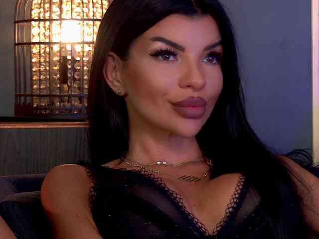 EleniaDevons webcam