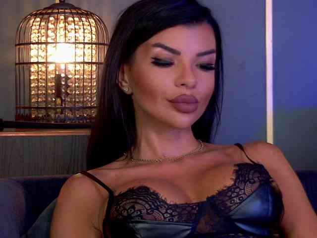 EleniaDevons webcam