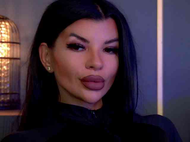 EleniaDevons