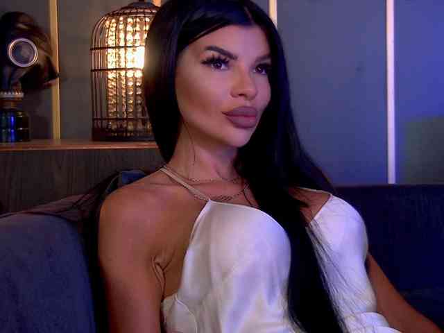 EleniaDevons webcam