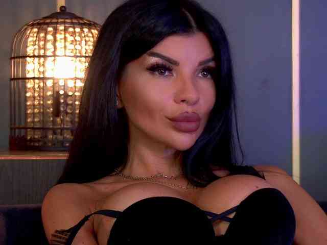 EleniaDevons webcam