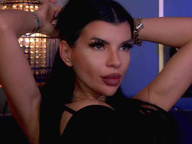 EleniaDevons webcam