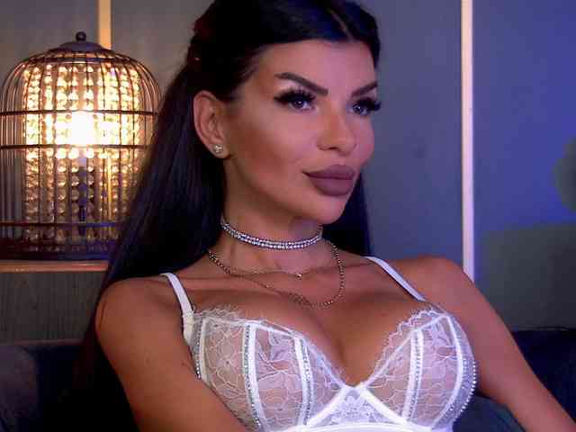 EleniaDevons webcam