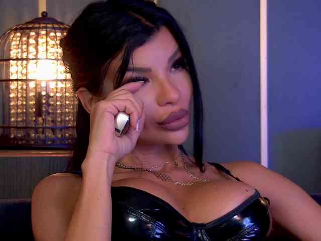 EleniaDevons webcam