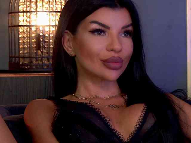 free naked webcam EleniaDevons