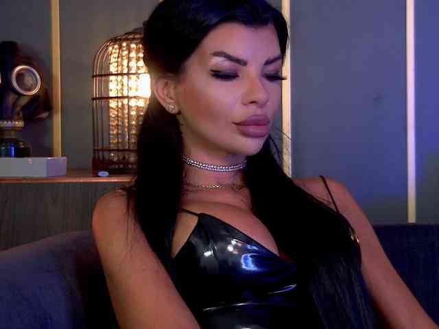 EleniaDevons webcam