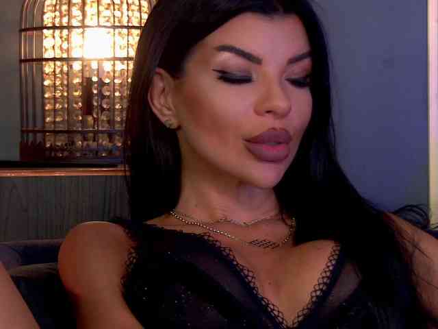 EleniaDevons webcam