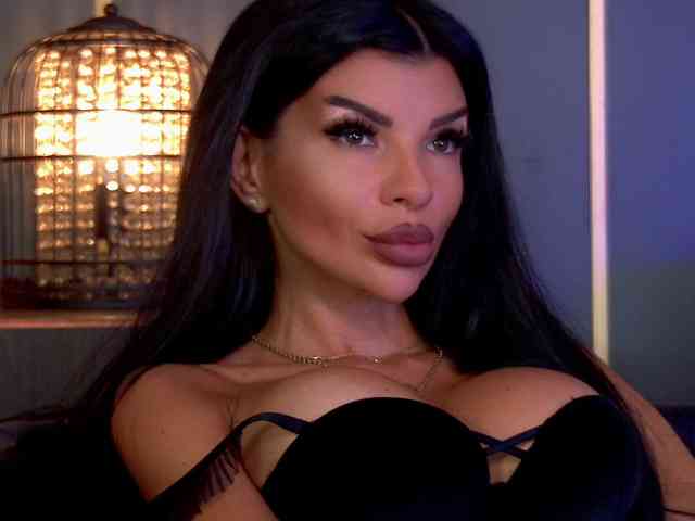 EleniaDevons webcam