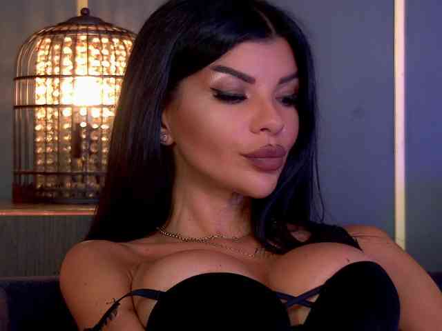 EleniaDevons webcam