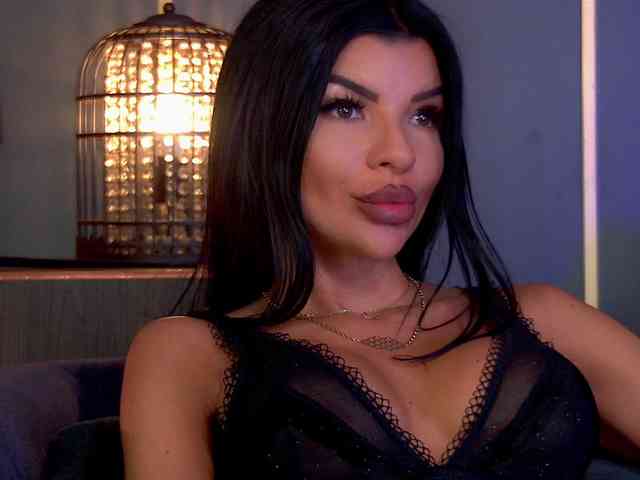 EleniaDevons webcam