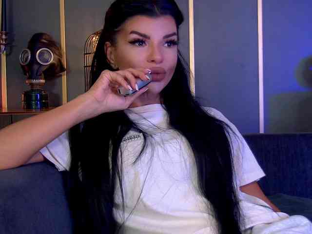 EleniaDevons webcam