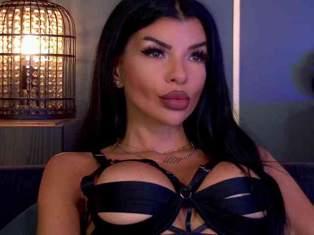 EleniaDevons webcam