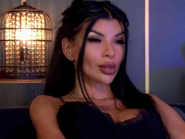 EleniaDevons webcam