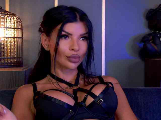 EleniaDevons webcam