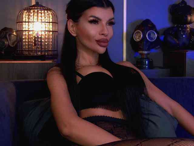 EleniaDevons webcam