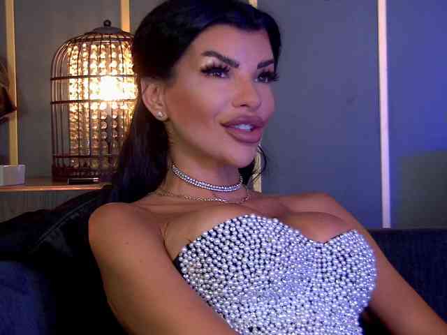 EleniaDevons webcam