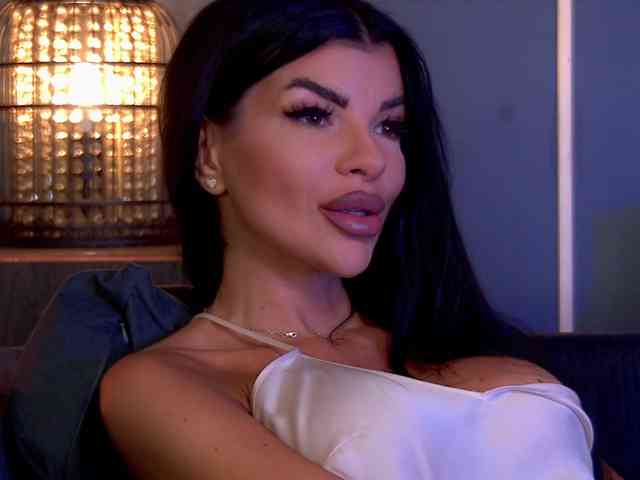 EleniaDevons webcam
