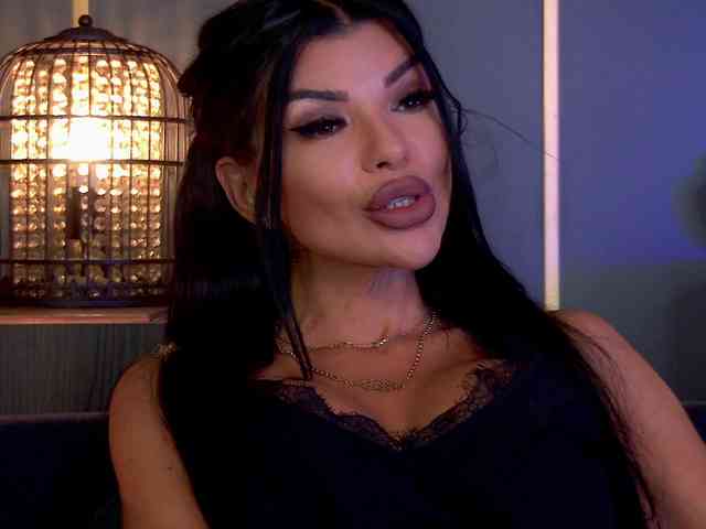EleniaDevons webcam
