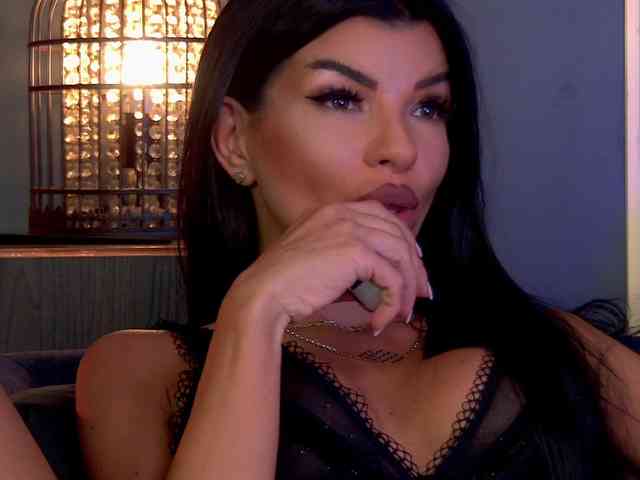 EleniaDevons webcam