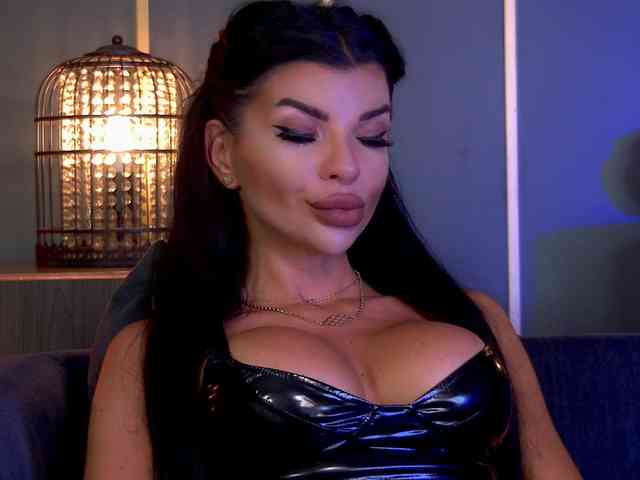 EleniaDevons webcam