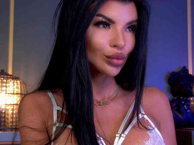EleniaDevons webcam