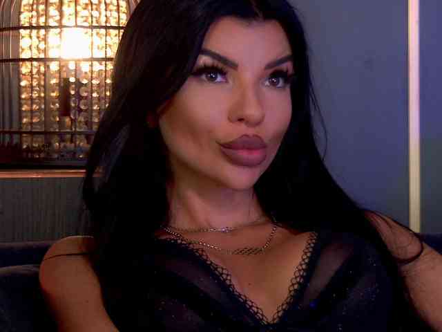 EleniaDevons webcam