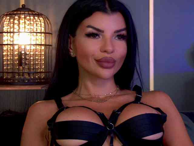 EleniaDevons