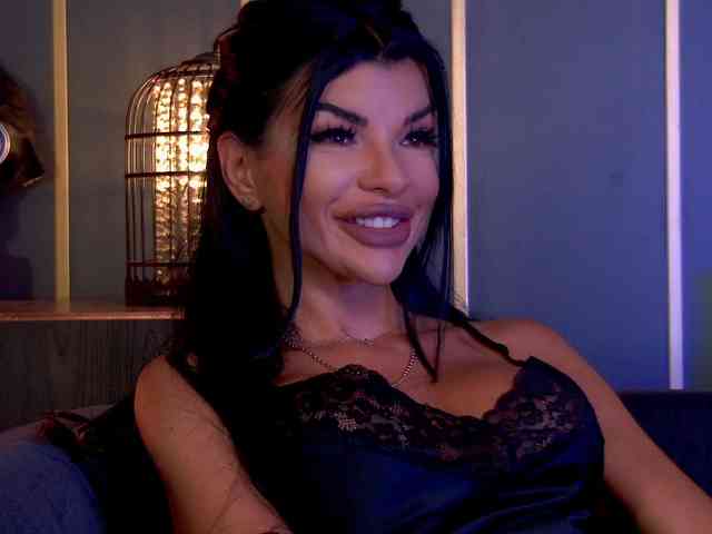 EleniaDevons webcam