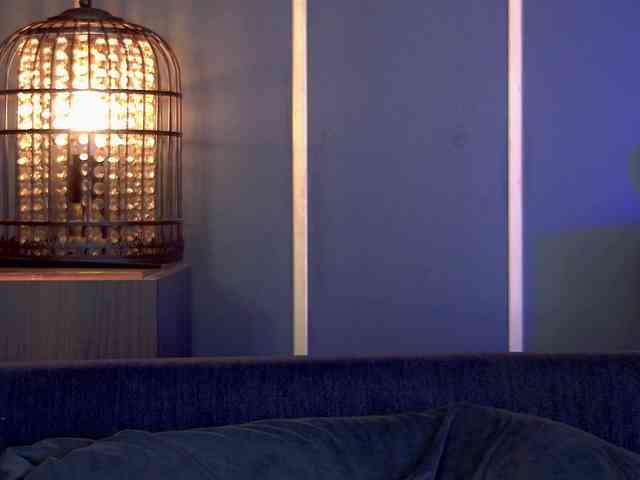 EleniaDevons webcam