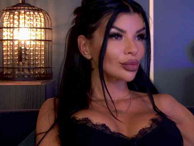 EleniaDevons webcam