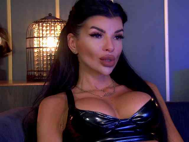 EleniaDevons webcam