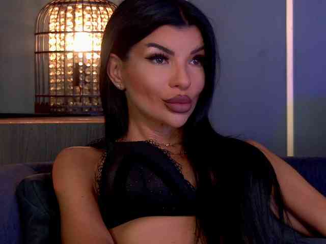 EleniaDevons webcam