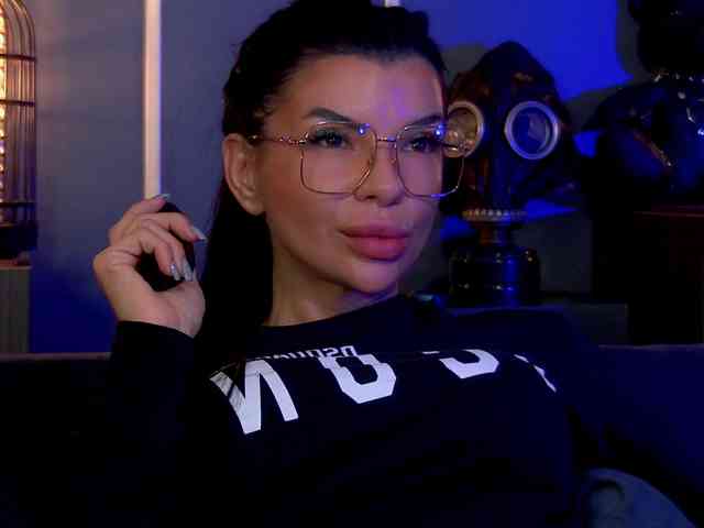 EleniaDevons webcam