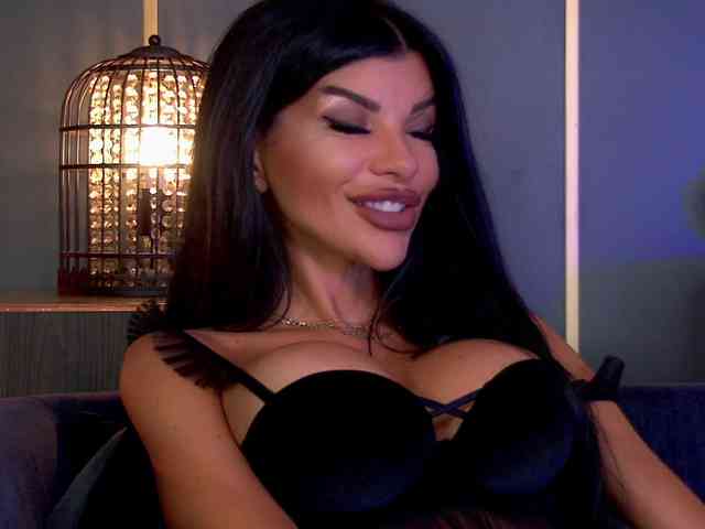 EleniaDevons webcam