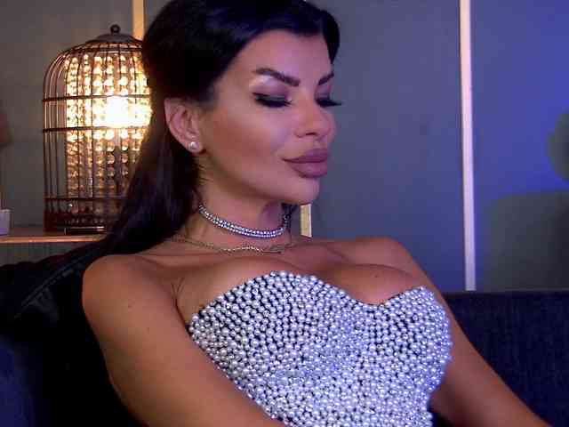 EleniaDevons webcam