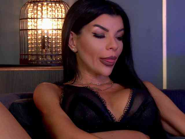 adult sex chat EleniaDevons