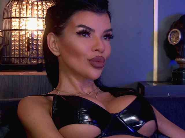 EleniaDevons webcam