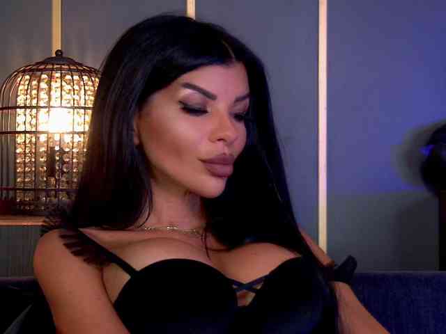 EleniaDevons webcam