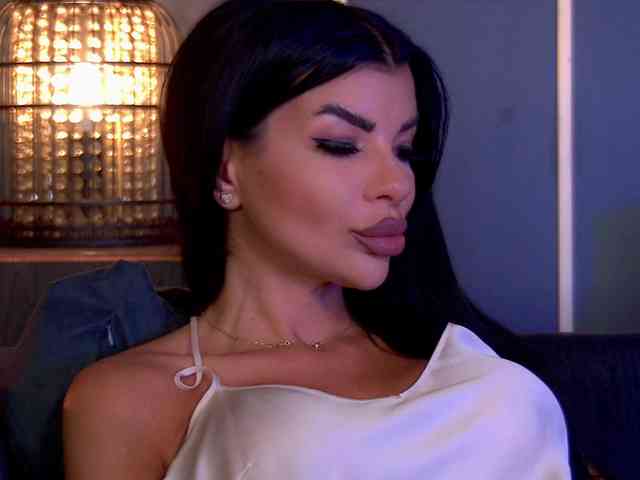 EleniaDevons webcam