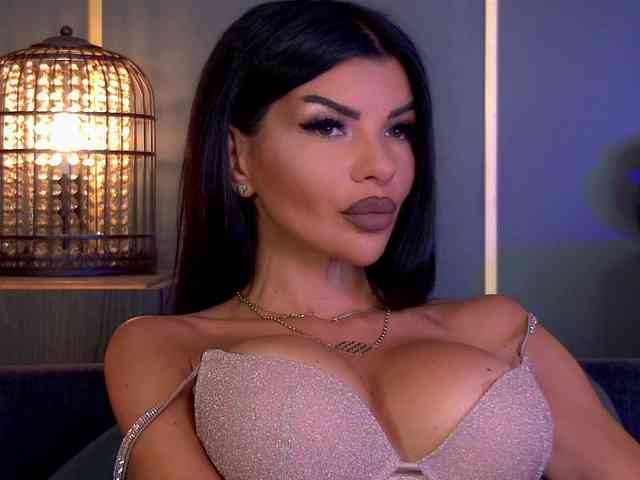EleniaDevons