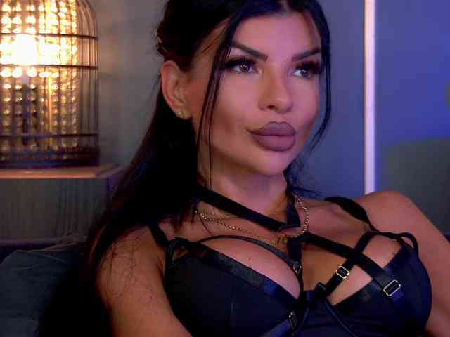 EleniaDevons webcam